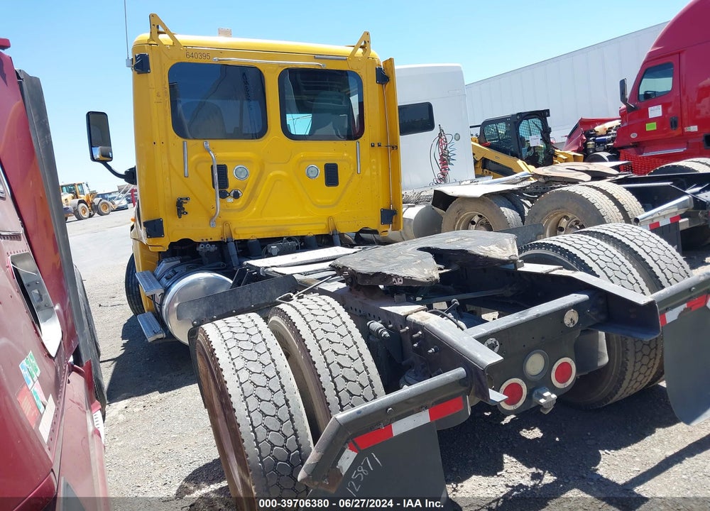 2013 FREIGHTLINER CASCADIA 125 VIN: 1FUBGDDV2DSBU4950