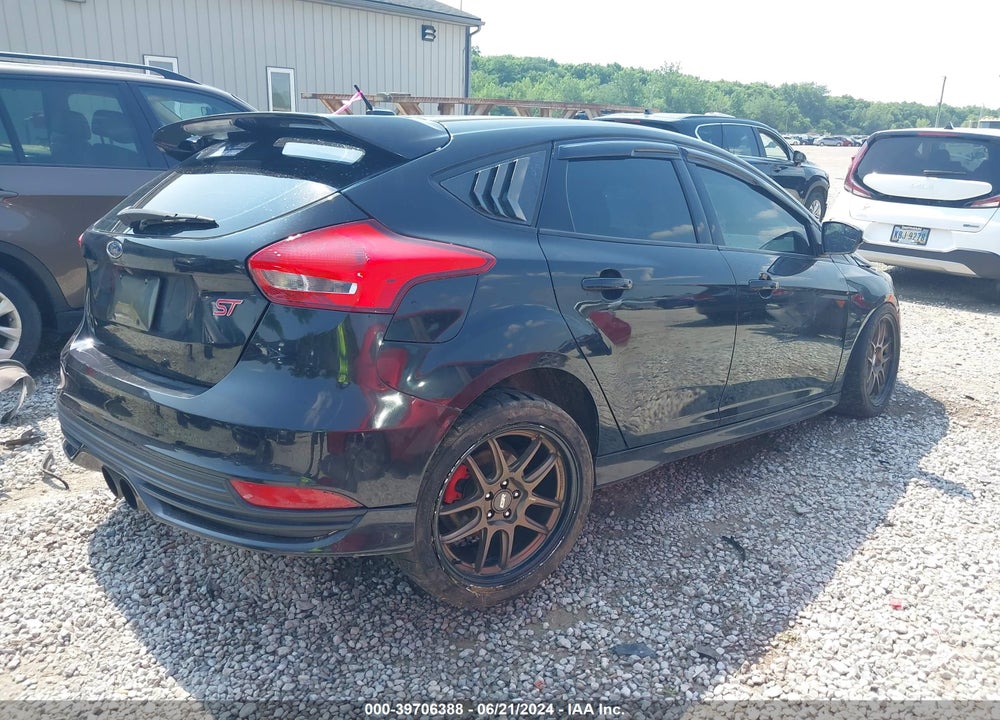 2015 FORD FOCUS ST VIN: 1FADP3L95FL321375