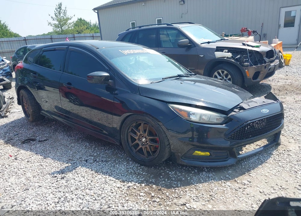 2015 FORD FOCUS ST VIN: 1FADP3L95FL321375