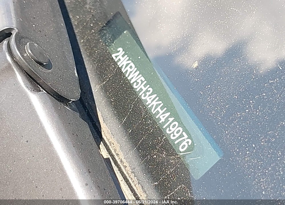 2019 HONDA CR-V LX VIN: 2HKRW5H34KH419976