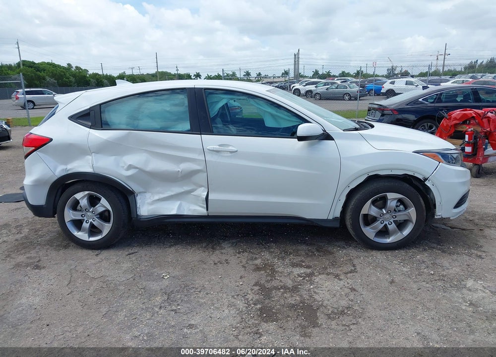 2022 HONDA HR-V 2WD LX VIN: 3CZRU5H32NM741398