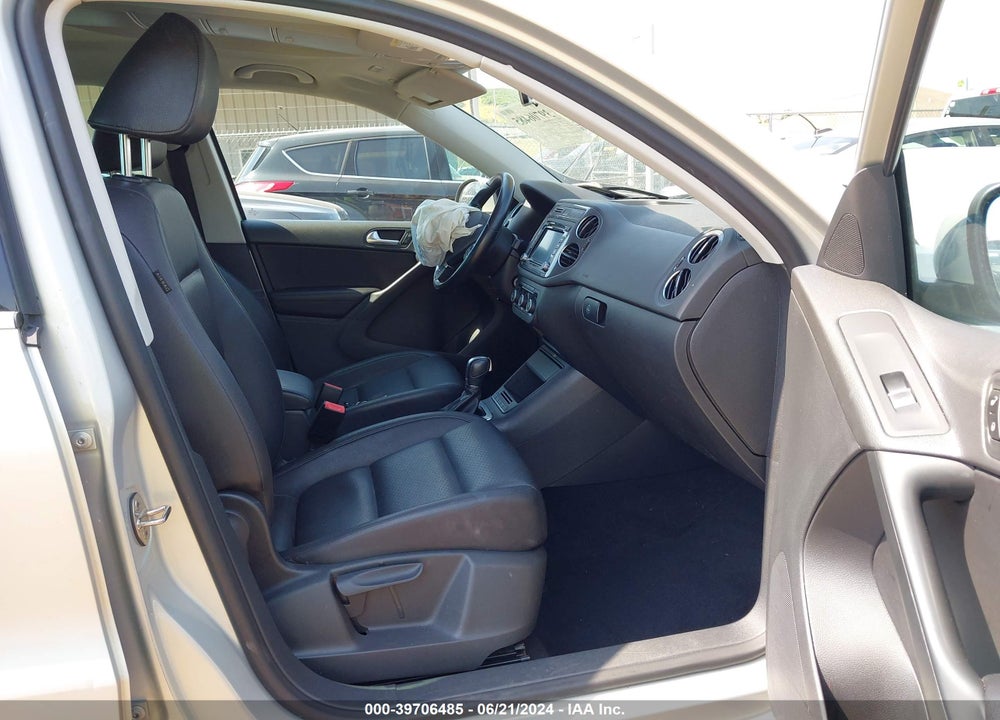 2012 VOLKSWAGEN TIGUAN LE/S/SE/SEL VIN: WVGAV7AXXCW530788