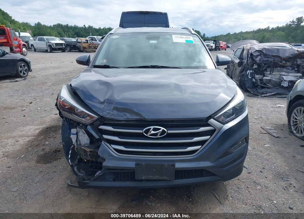 2018 HYUNDAI TUCSON SEL VIN: KM8J3CA47JU752458