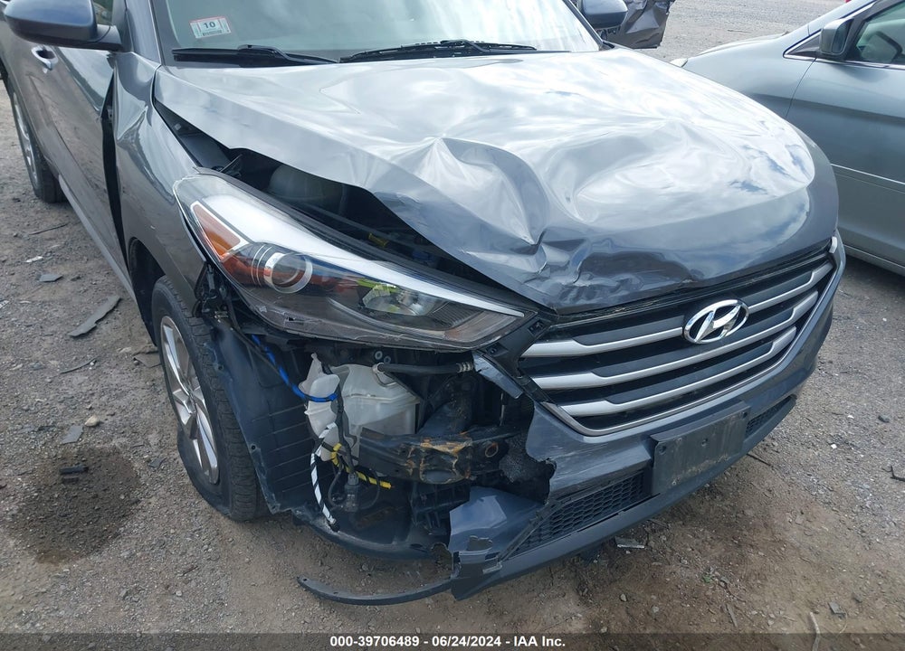 2018 HYUNDAI TUCSON SEL VIN: KM8J3CA47JU752458