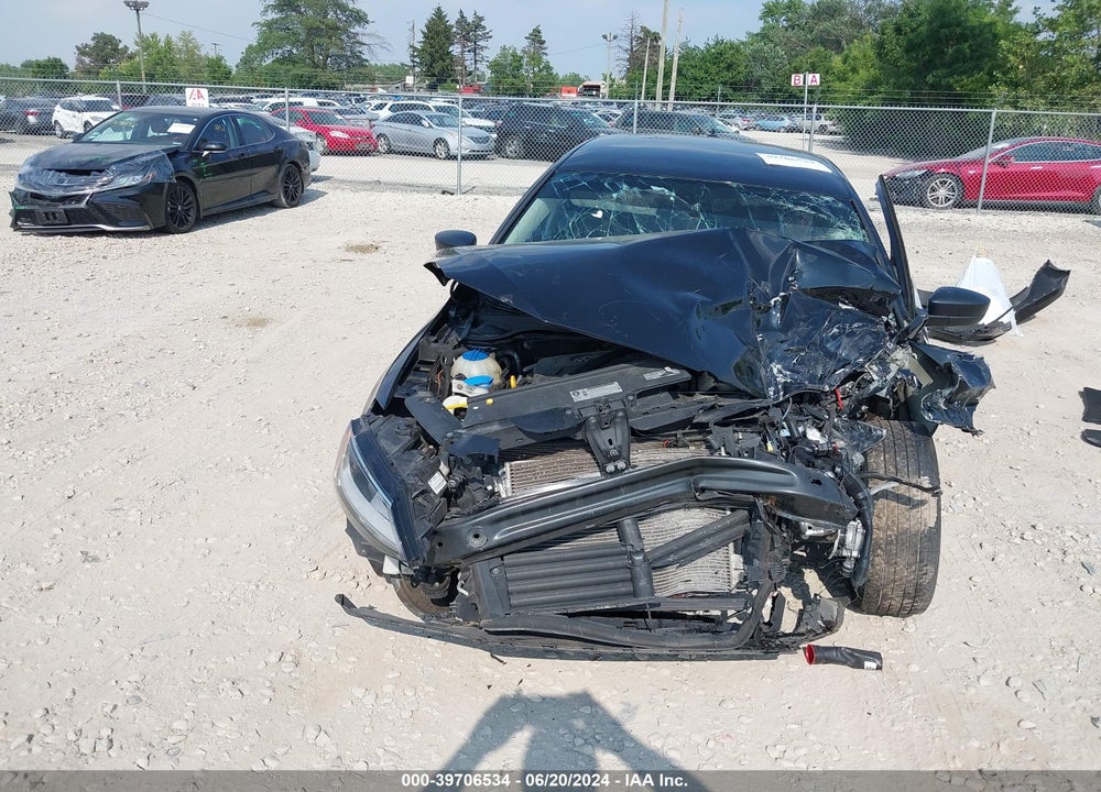 2015 VOLKSWAGEN JETTA 1.8T SE VIN: 3VWD17AJ5FM218081