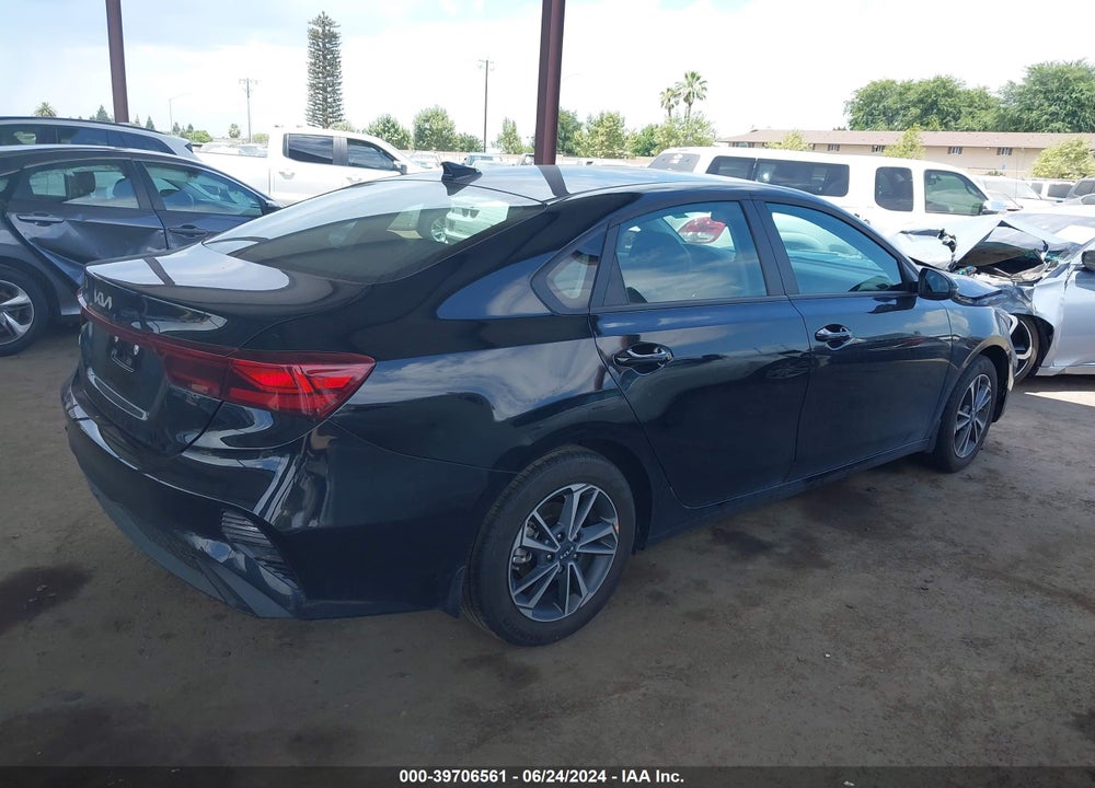 2024 KIA FORTE LXS VIN: 3KPF24AD6RE714832