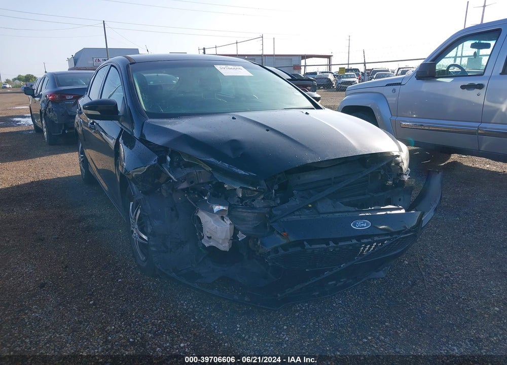 2016 FORD FOCUS SE VIN: 1FADP3K24GL367785