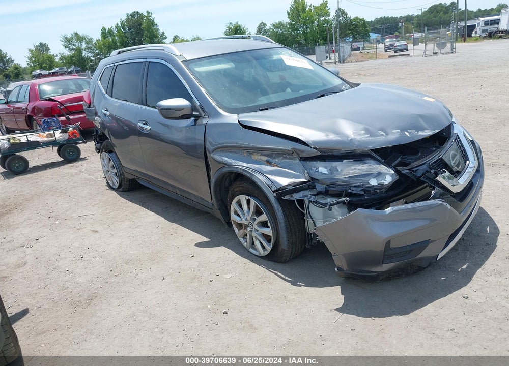 2017 NISSAN ROGUE SV VIN: KNMAT2MT2HP618631