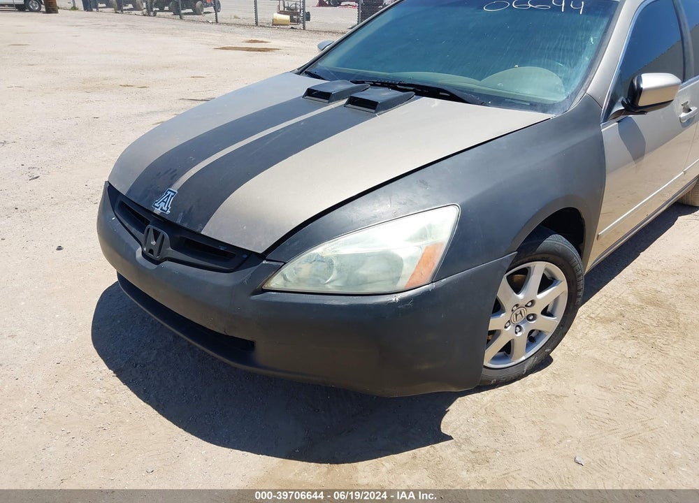 2005 HONDA ACCORD 3.0 EX VIN: 1HGCM66585A058108