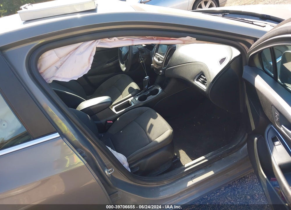 2019 CHEVROLET CRUZE LT VIN: 1G1BE5SM6K7117463