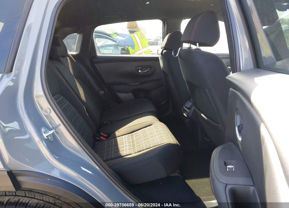 2024 HONDA HR-V 2WD SPORT/2WD SPORT W/O BSI VIN: 3CZRZ1H53RM709884