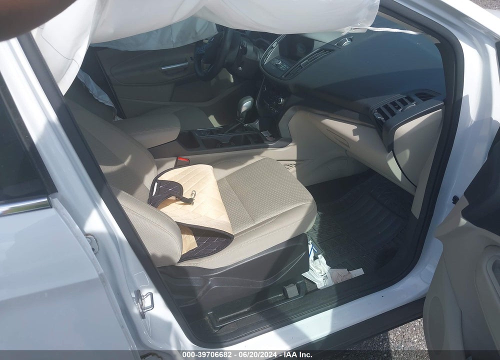 2019 FORD ESCAPE SE VIN: 1FMCU0GD0KUC20885