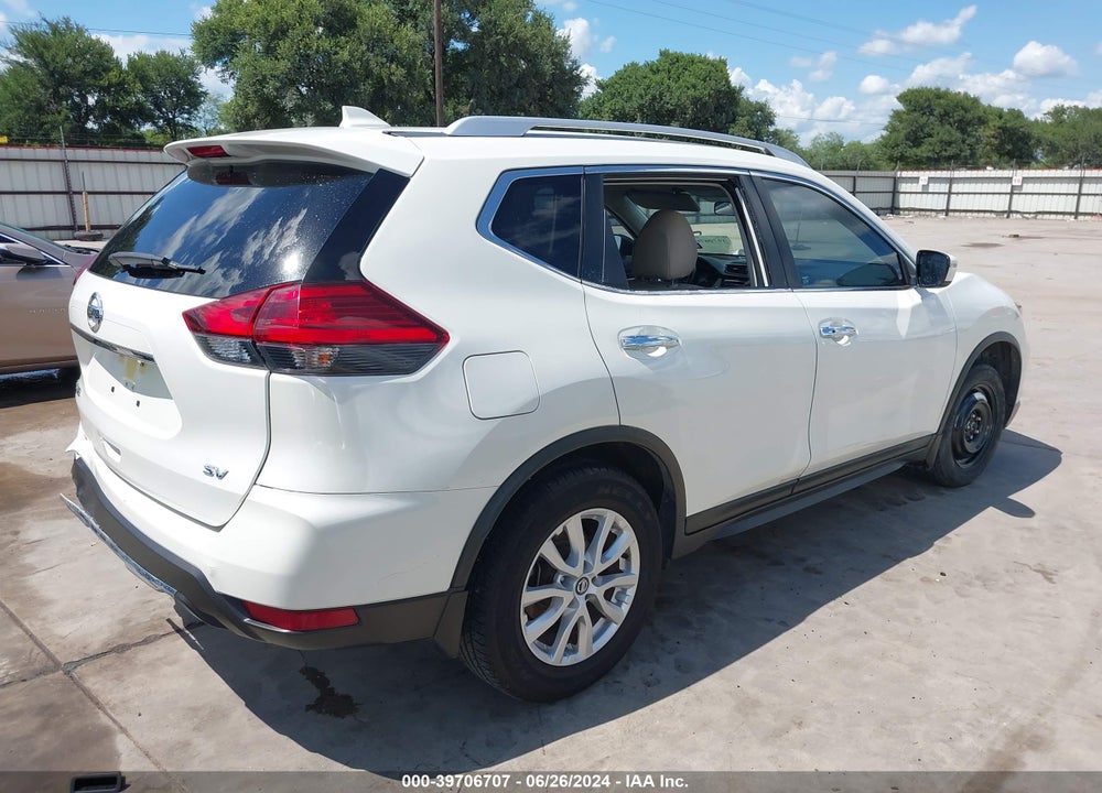 2017 NISSAN ROGUE SV VIN: JN8AT2MT2HW144898