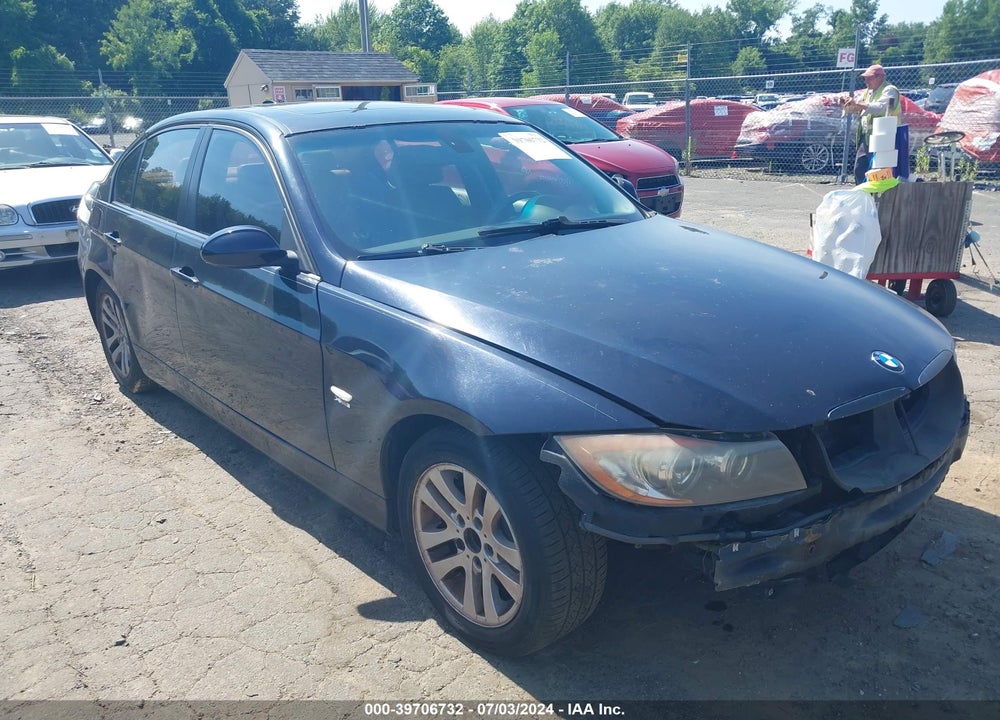 2007 BMW 328XI VIN: WBAVC735X7KP30524