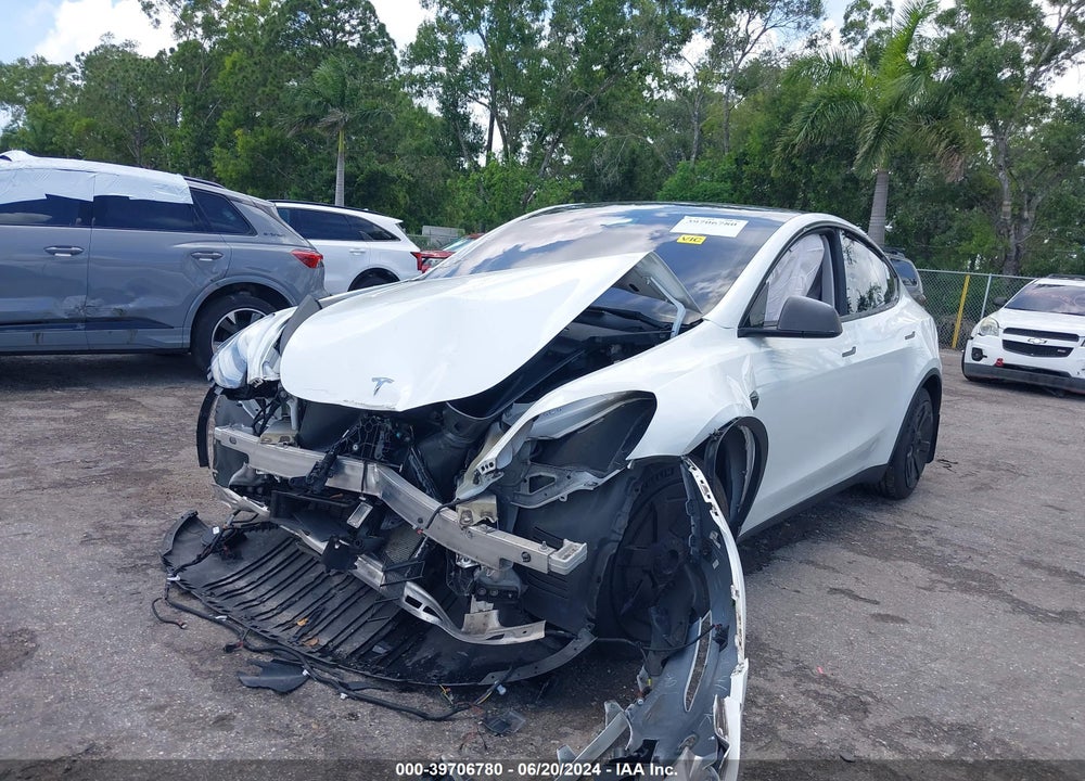 2021 TESLA MODEL Y LONG RANGE DUAL MOTOR ALL-WHEEL DRIVE VIN: 5YJYGDEE6MF173765
