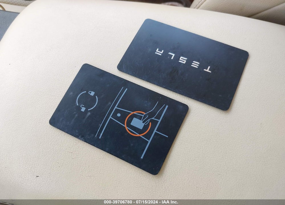 2021 TESLA MODEL Y LONG RANGE DUAL MOTOR ALL-WHEEL DRIVE VIN: 5YJYGDEE6MF173765
