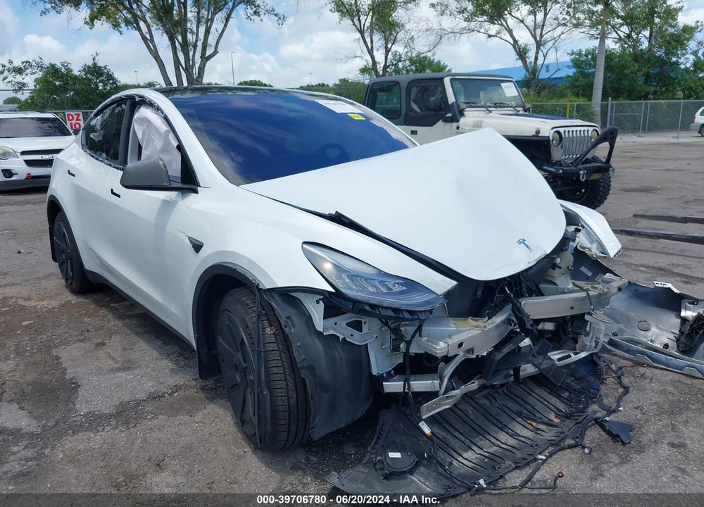2021 TESLA MODEL Y LONG RANGE DUAL MOTOR ALL-WHEEL DRIVE VIN: 5YJYGDEE6MF173765