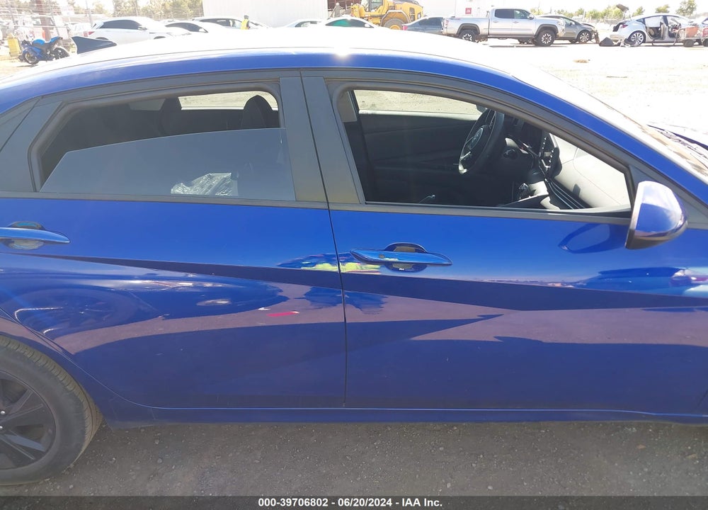 2021 HYUNDAI ELANTRA SEL VIN: 5NPLM4AG6MH048728
