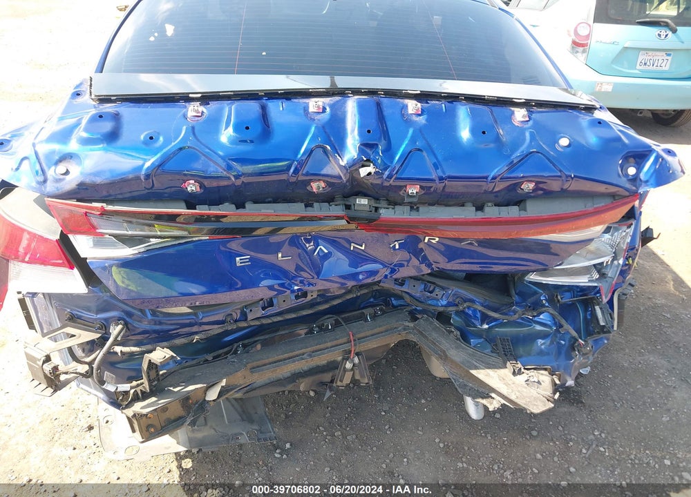 2021 HYUNDAI ELANTRA SEL VIN: 5NPLM4AG6MH048728