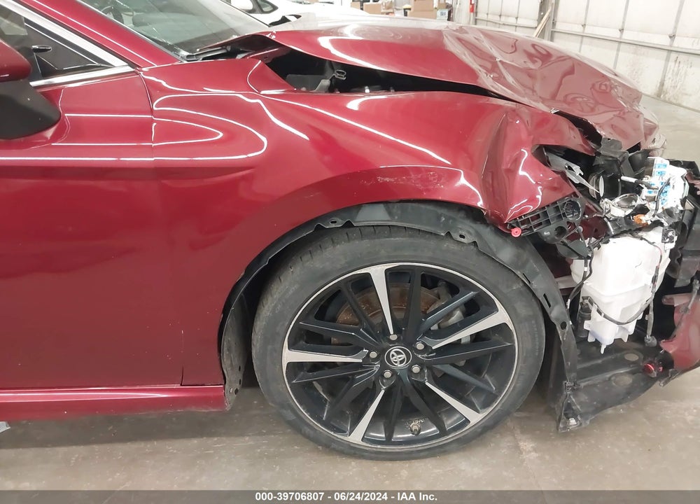 2018 TOYOTA CAMRY XSE VIN: 4T1B61HK5JU616222