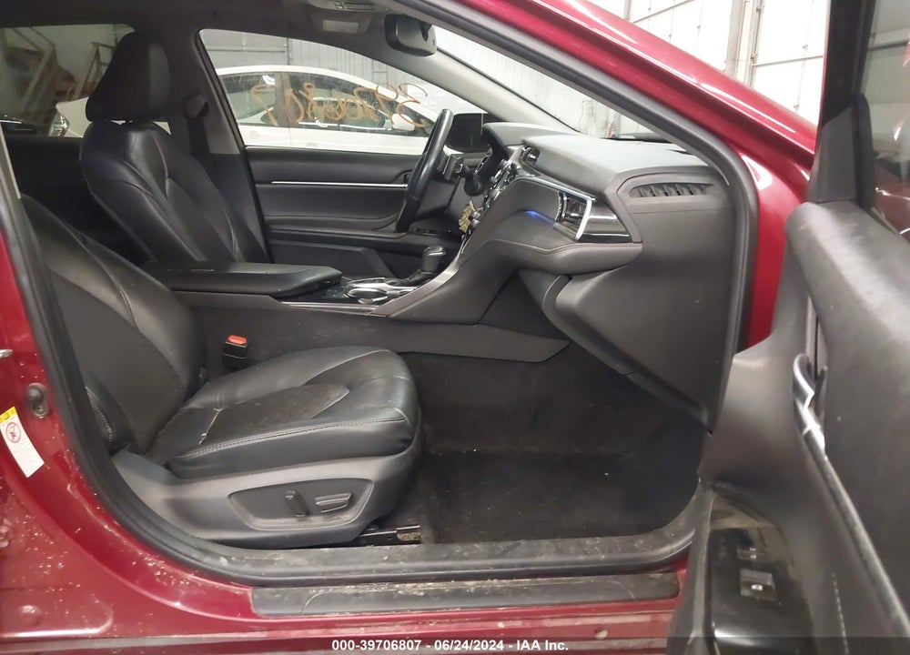 2018 TOYOTA CAMRY XSE VIN: 4T1B61HK5JU616222
