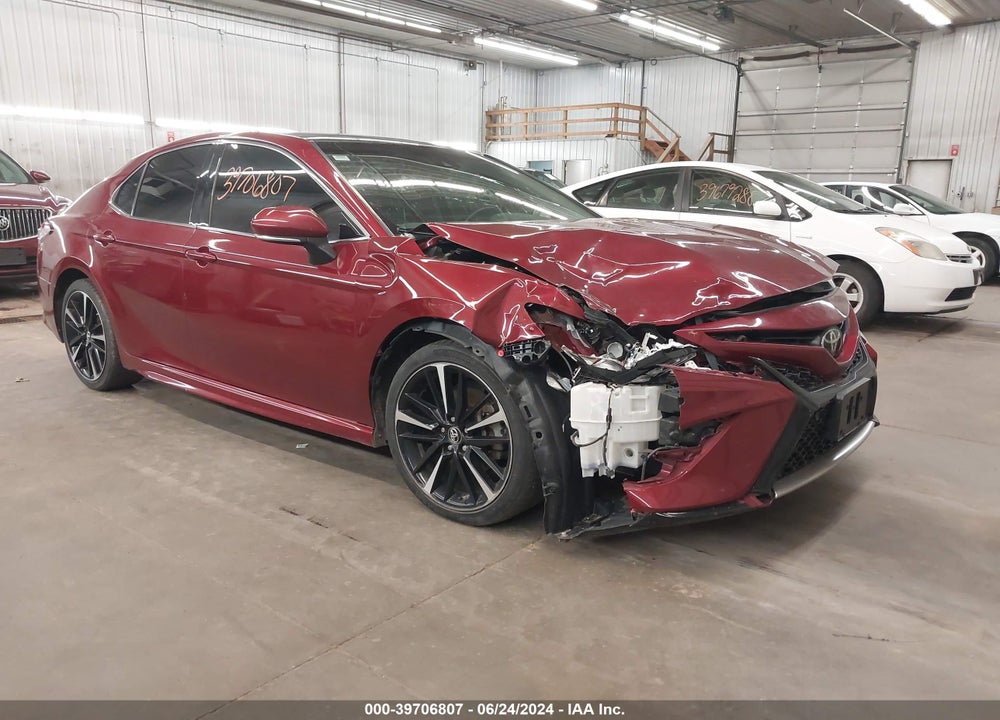 2018 TOYOTA CAMRY XSE VIN: 4T1B61HK5JU616222