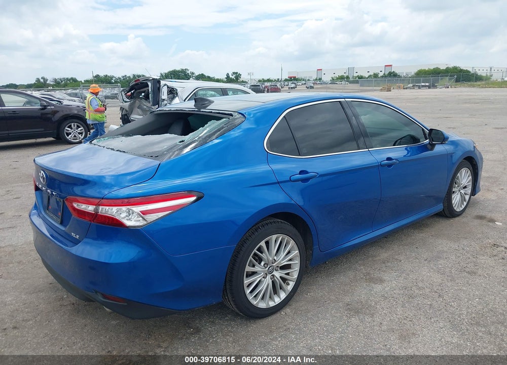 2019 TOYOTA CAMRY XLE V6 VIN: 4T1BZ1HK7KU024264