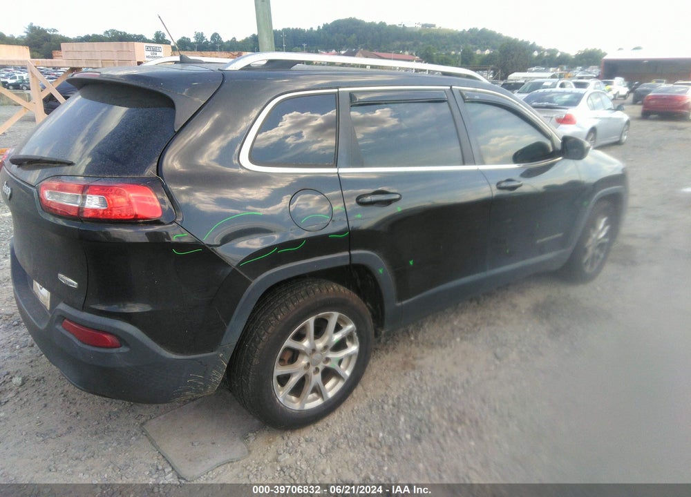 2014 JEEP CHEROKEE LATITUDE VIN: 1C4PJLCB7EW323721