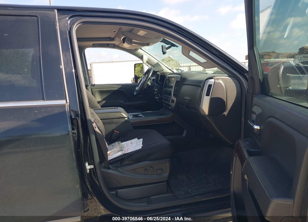 2017 GMC SIERRA 2500HD SLT VIN: 1GT12TEGXHF175774