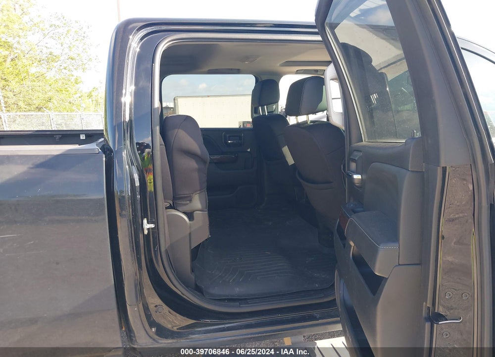 2017 GMC SIERRA 2500HD SLT VIN: 1GT12TEGXHF175774