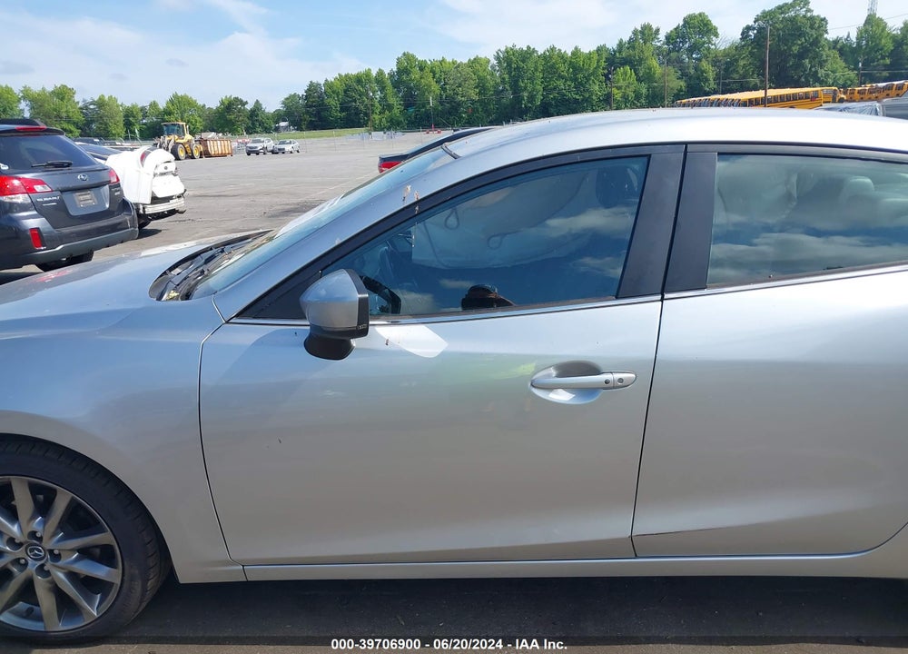2018 MAZDA 3 TOURING VIN: 3MZBN1V34JM199410