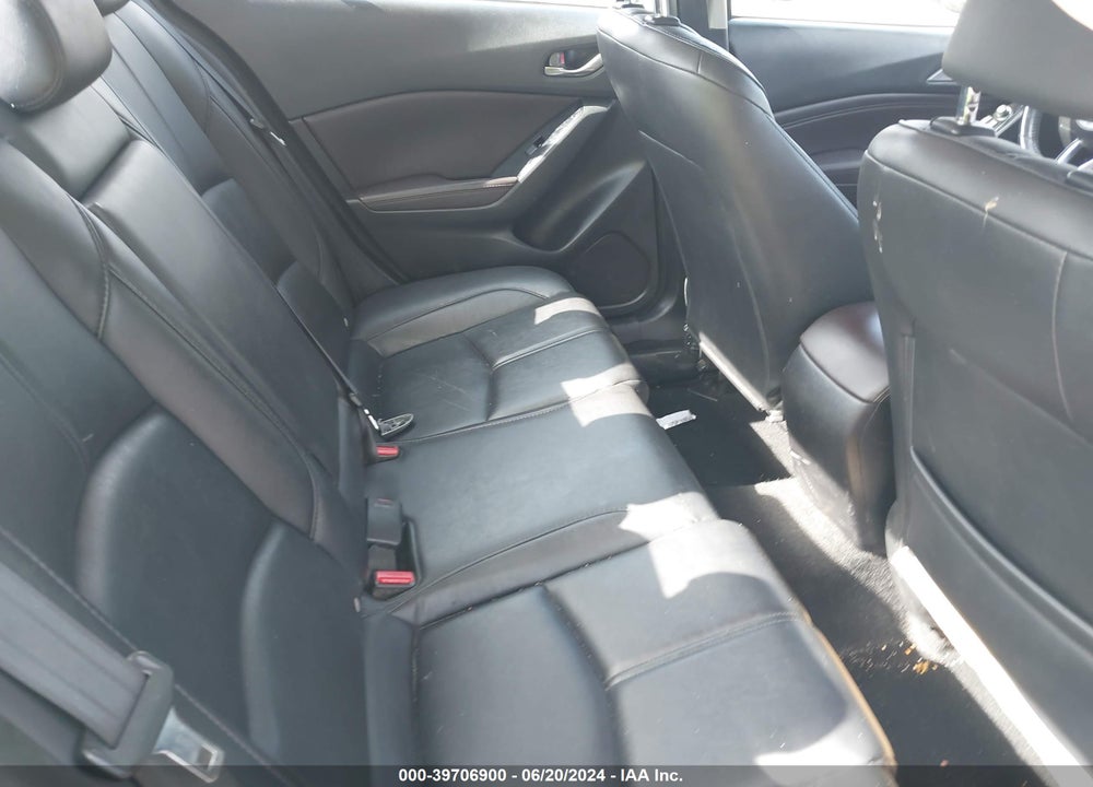 2018 MAZDA 3 TOURING VIN: 3MZBN1V34JM199410