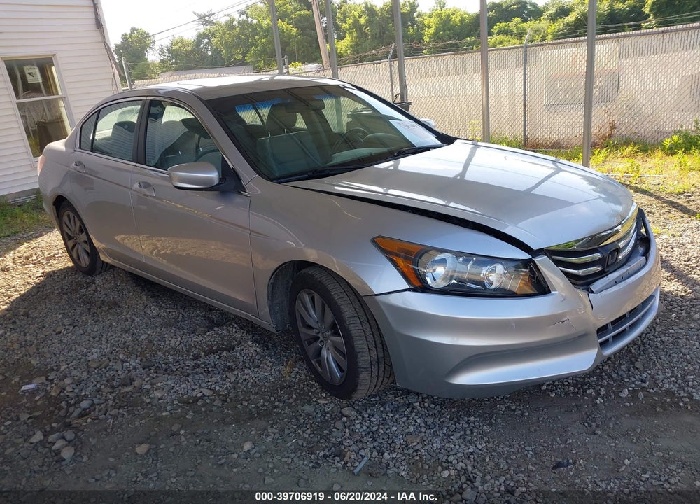 2011 HONDA ACCORD 2.4 EX-L VIN: 1HGCP2F87BA131524