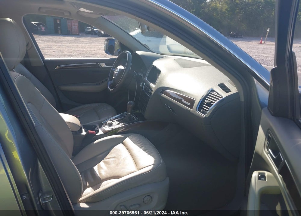 2011 AUDI Q5 2.0T PREMIUM VIN: WA1LFAFPXBA093509