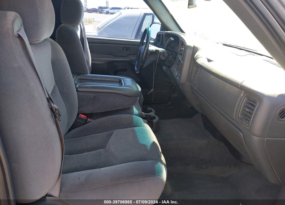 2004 GMC SIERRA 1500 SLE VIN: 2GTEC19V641218441