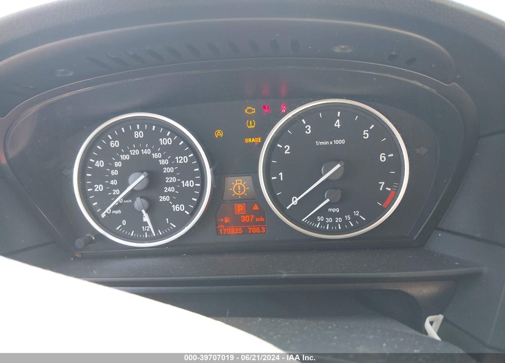 2008 BMW 528XI VIN: WBANV13568CZ51329