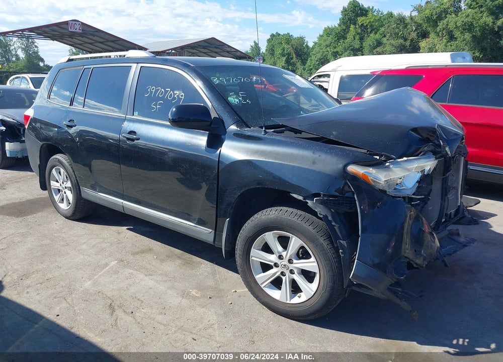 2012 TOYOTA HIGHLANDER BASE V6 VIN: 5TDBK3EH2CS132407