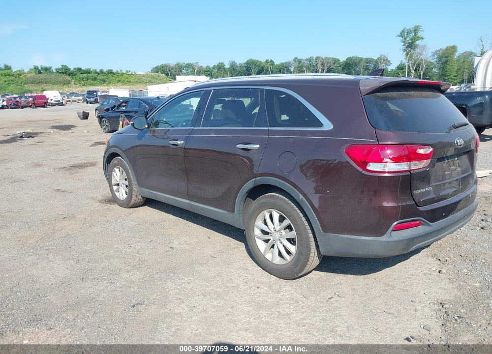 2016 KIA SORENTO 2.4L LX VIN: 5XYPG4A30GG037483