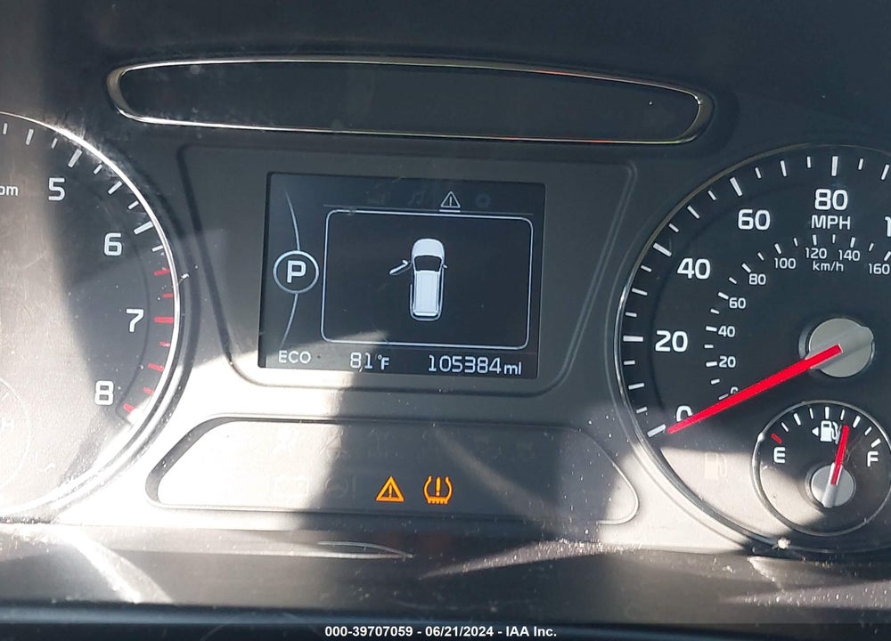 2016 KIA SORENTO 2.4L LX VIN: 5XYPG4A30GG037483