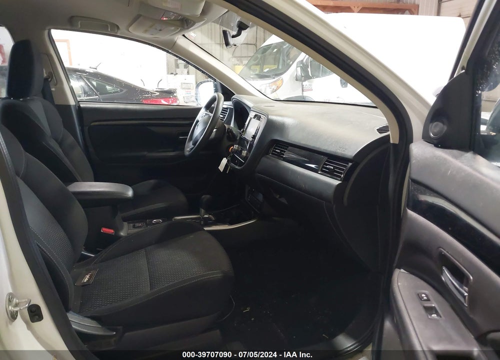 2020 MITSUBISHI OUTLANDER ES 2.4 S-AWC/LE 2.4 S-AWC/SE 2.4 S-AWC/SEL 2.4 S-AWC/SP 2.4 S-AWC VIN: JA4AZ3A36LZ047029