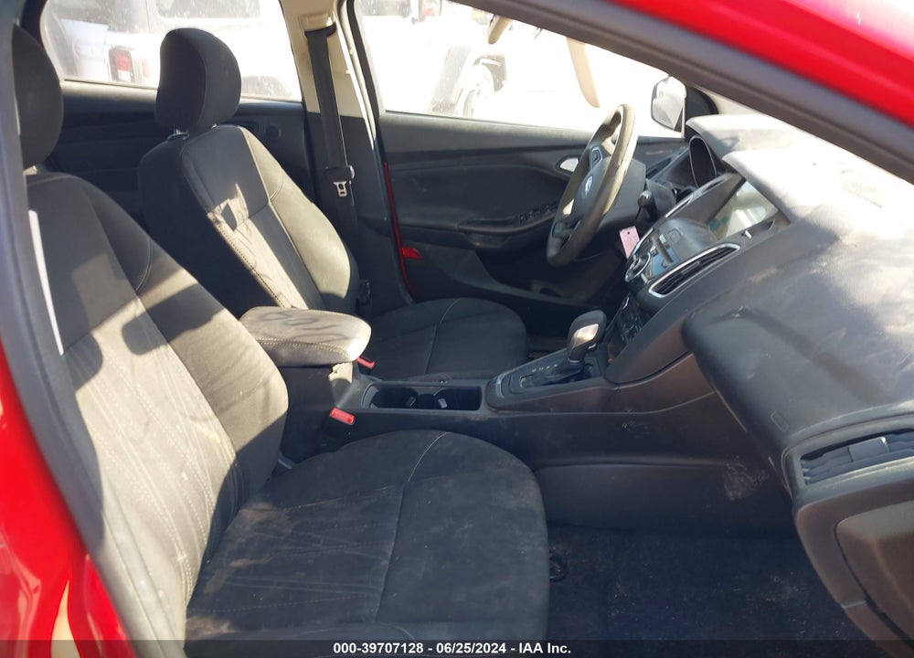 2017 FORD FOCUS SEL VIN: 1FADP3H21HL225127