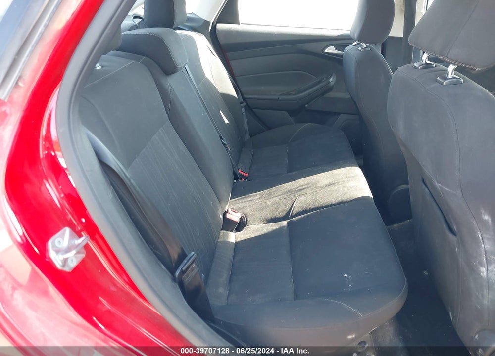 2017 FORD FOCUS SEL VIN: 1FADP3H21HL225127