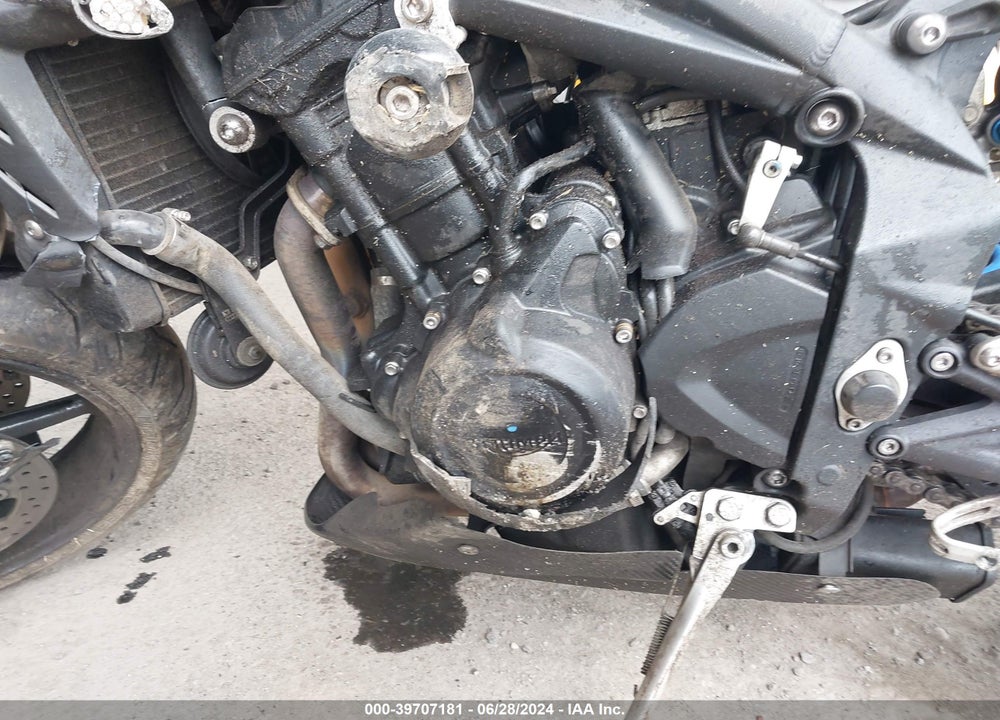 2012 TRIUMPH MOTORCYCLE STREET TRIPLE R VIN: SMTD02NE3CT525706