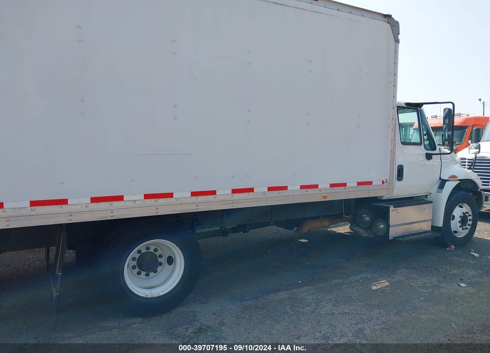 2017 INTERNATIONAL DURASTAR 4300 VIN: 3HAMMMMN9HL689310