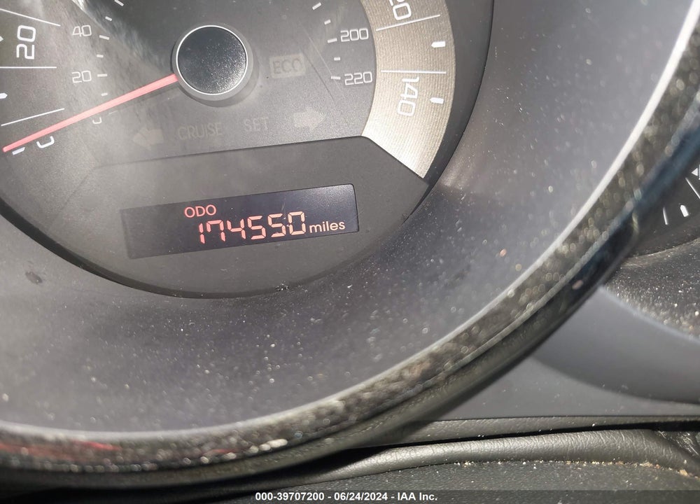 2011 KIA SOUL VIN: KNDJT2A27B7298323