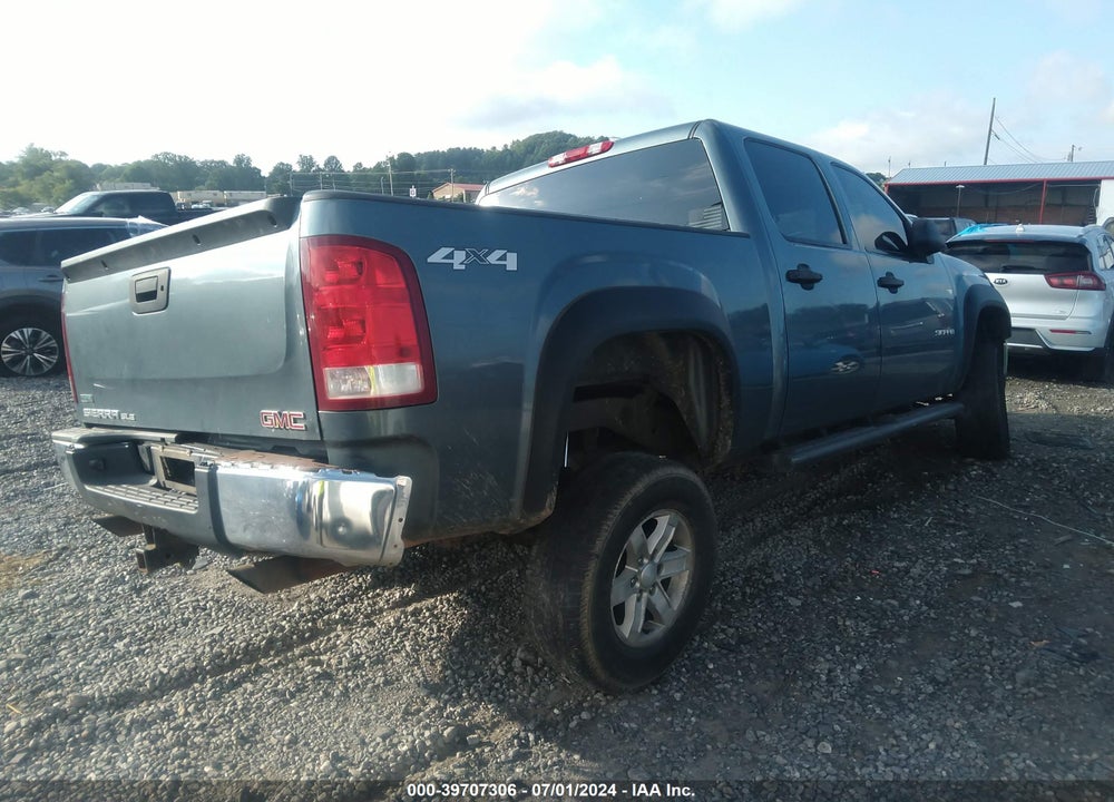 2011 GMC SIERRA 1500 SLE VIN: 3GTP2VE38BG252926