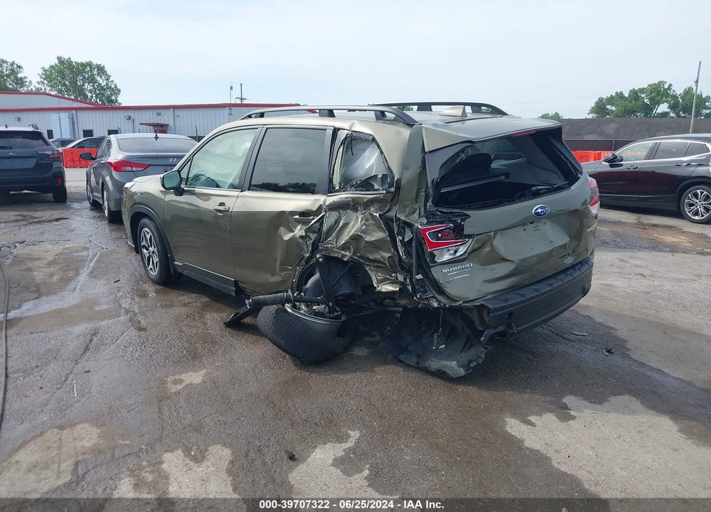 2023 SUBARU FORESTER PREMIUM VIN: JF2SKAEC3PH472606