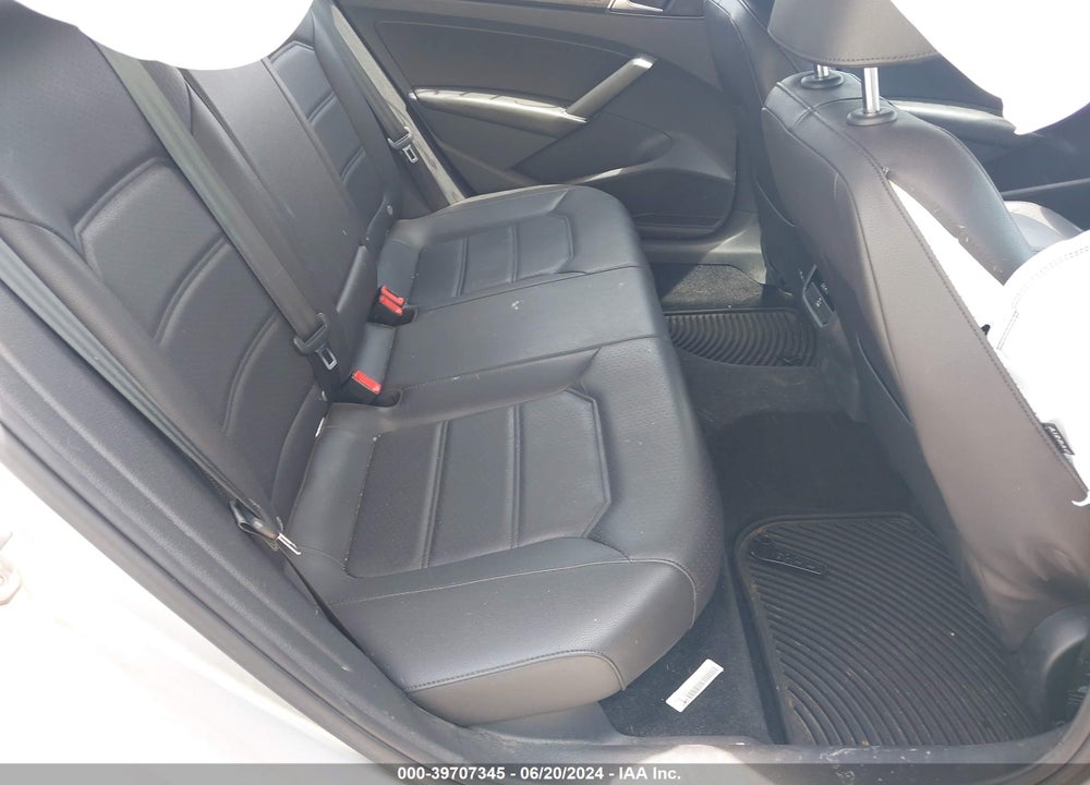 2018 VOLKSWAGEN PASSAT 2.0T SE VIN: 1VWBA7A37JC026065