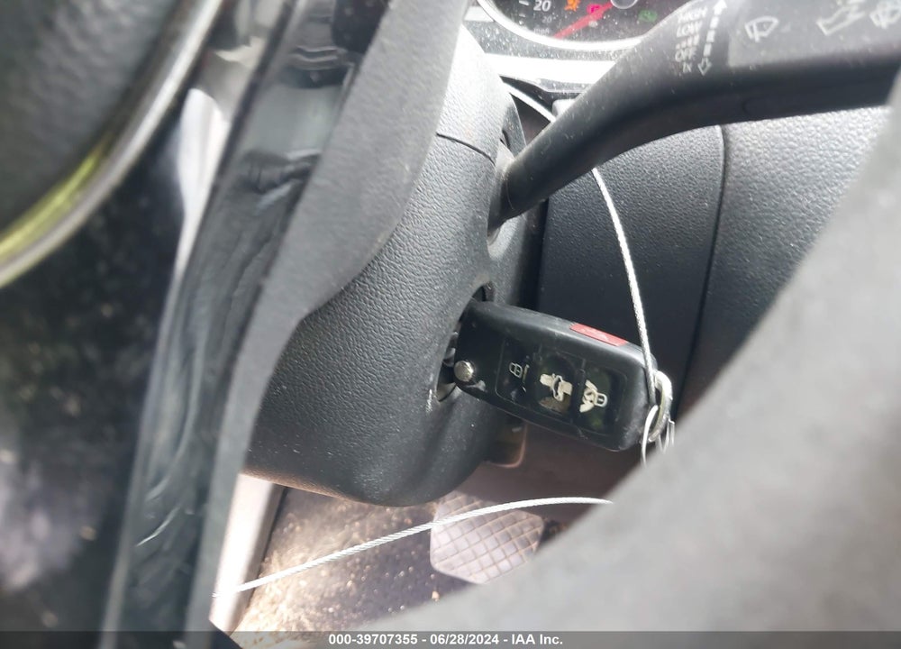 2015 VOLKSWAGEN JETTA 2.0L TDI S VIN: 3VWLA7AJ9FM281227