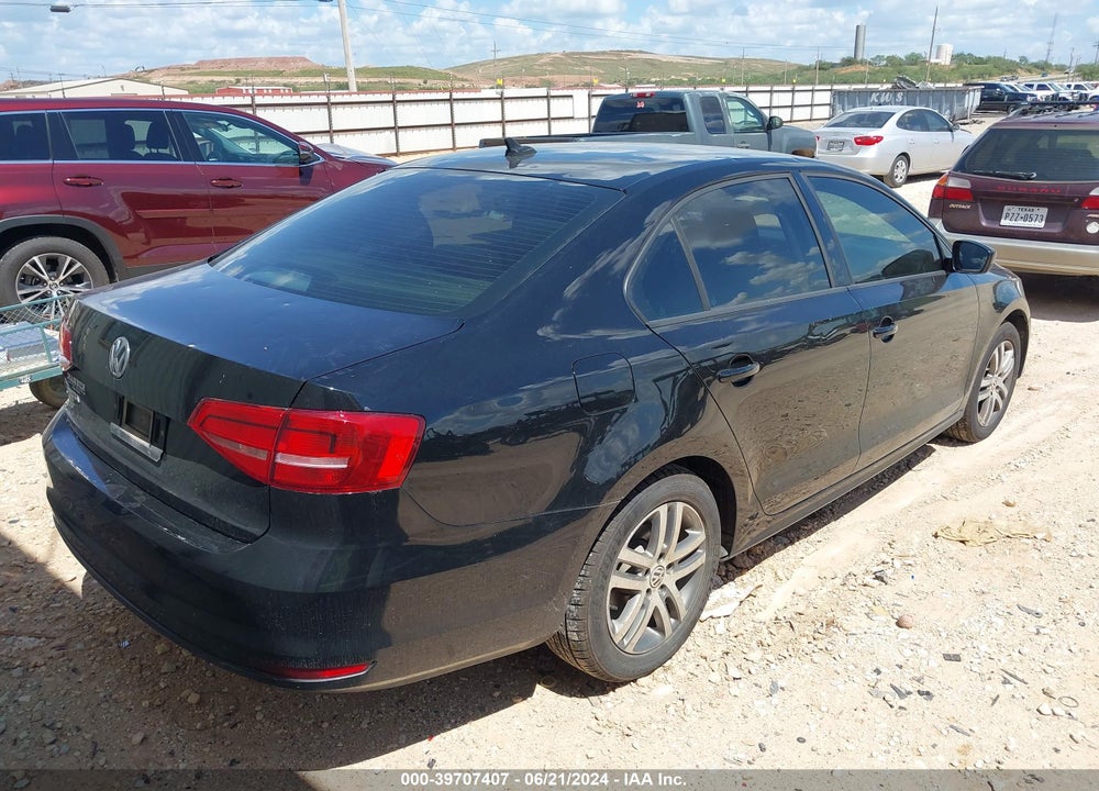 2015 VOLKSWAGEN JETTA 2.0L S VIN: 3VW2K7AJ7FM350537